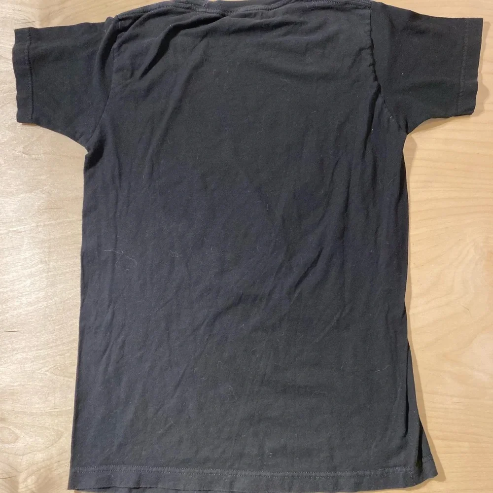 Avatar Black Graphic T-Shirt with Character Design Small (MW)